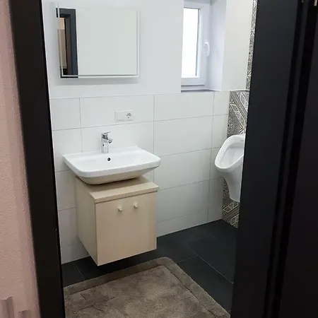Fewo Apartman *